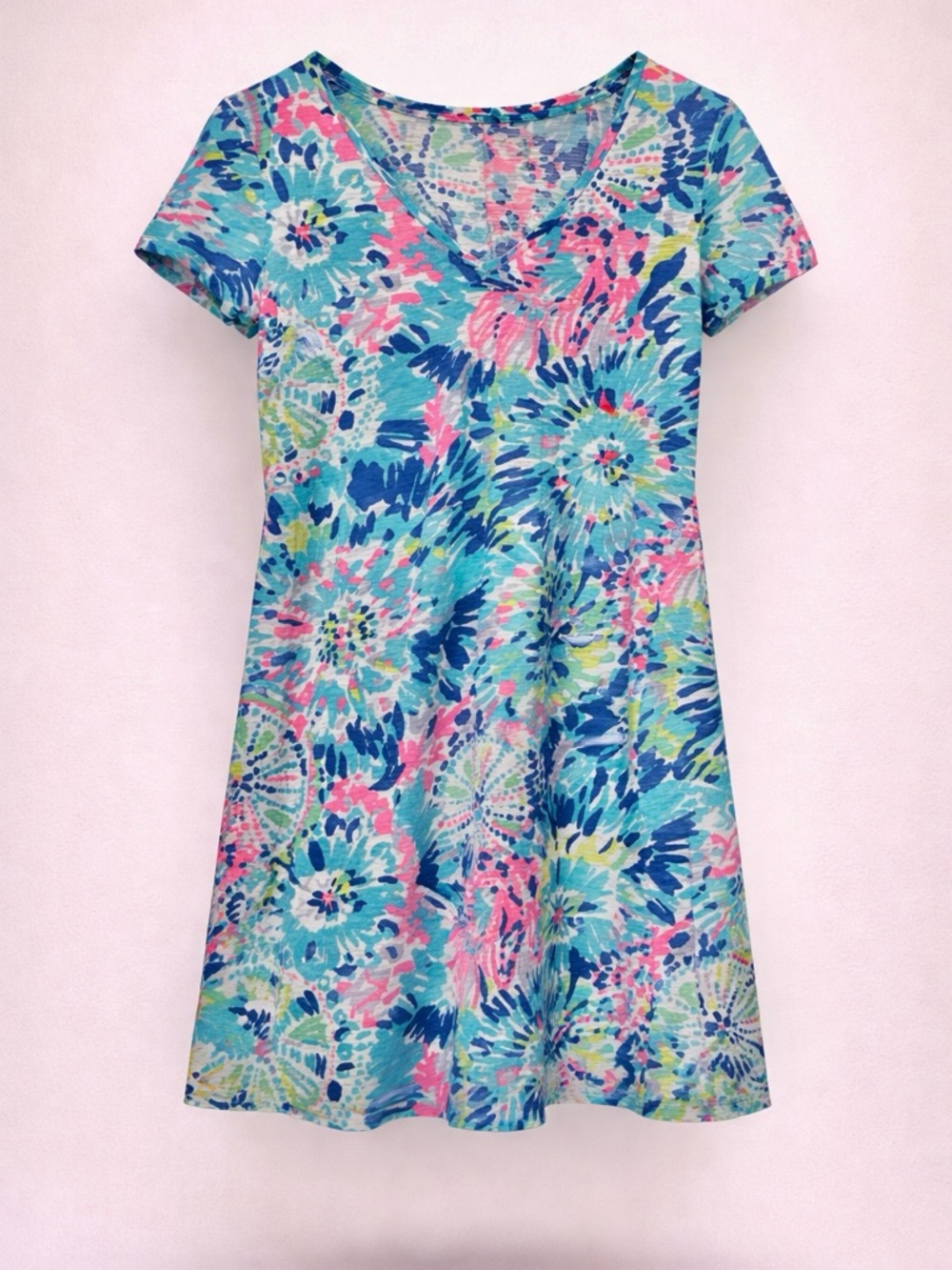 Lilly Pulitzer T-Shirt Dress Style 25974 V-Neck Cotton Blue Pink Tropical S